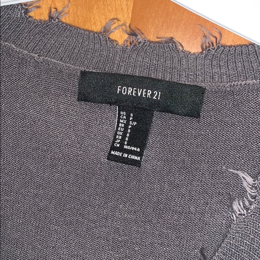 Sweater - Picture 2 of 6